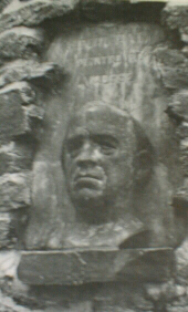 Buste d'Albert Raty,  Vresse sur Semois
